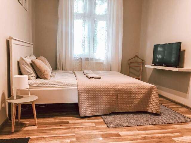 Хостелы Bankowa 8 Guest Rooms Зелёна-Гура-49
